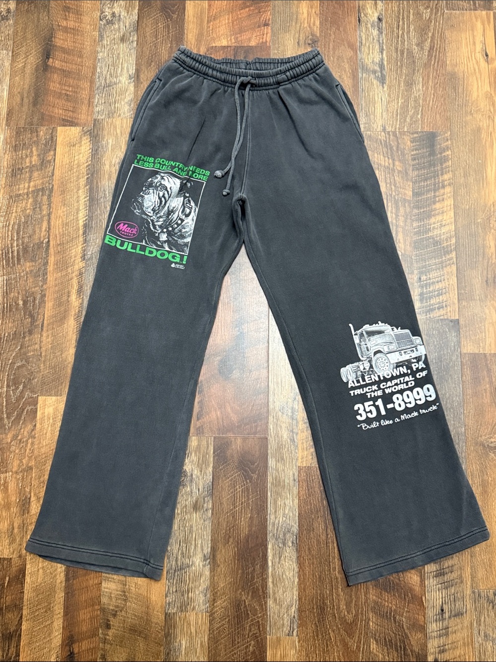 Mack Trucks Ripple Junction Bulldog Graphic Baggy Sweatpants Men’s M Y2K